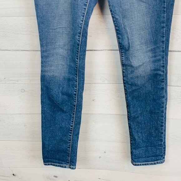 Old Navy Womens Original Mid Rise Skinny Jean Stretch Denim Med Wash Size 6 Reg - Picture 4 of 12